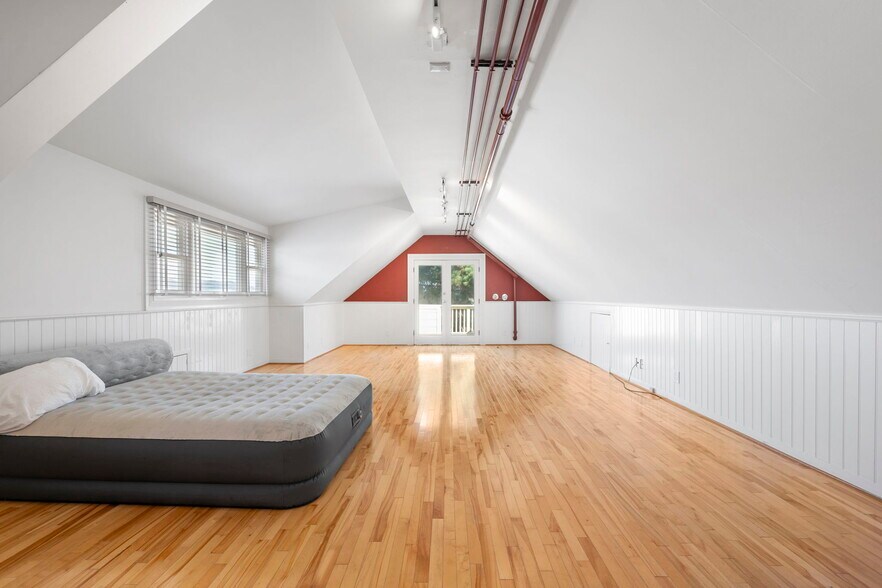 More Photos Of 2250 Union St, San Francisco Storefront Retail Office For Lease