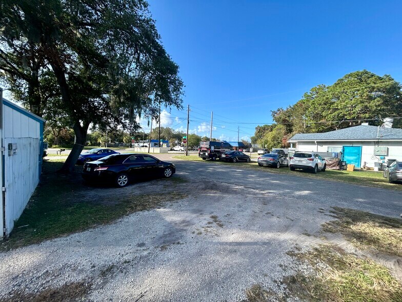 More Photos Of 1534 S 8th St, Fernandina Beach Light Manufacturing For Lease