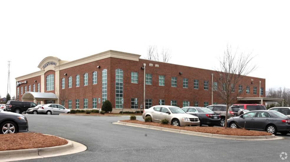 More Photos Of 6010 Golding Center Dr, Winston-Salem Medical For Sale