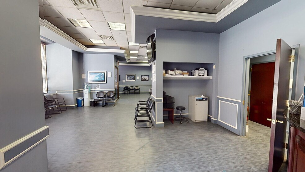 More Photos Of 2569 Ocean Ave, Brooklyn Office For Sale