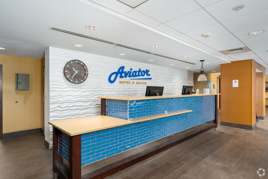 More Photos Of 6921 S Lindbergh Blvd, Saint Louis Hotel For Sale