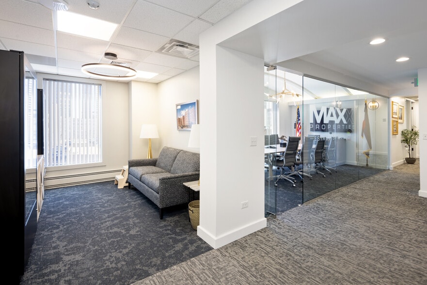 More Photos Of 1640 Grant St, Denver Office For Sale