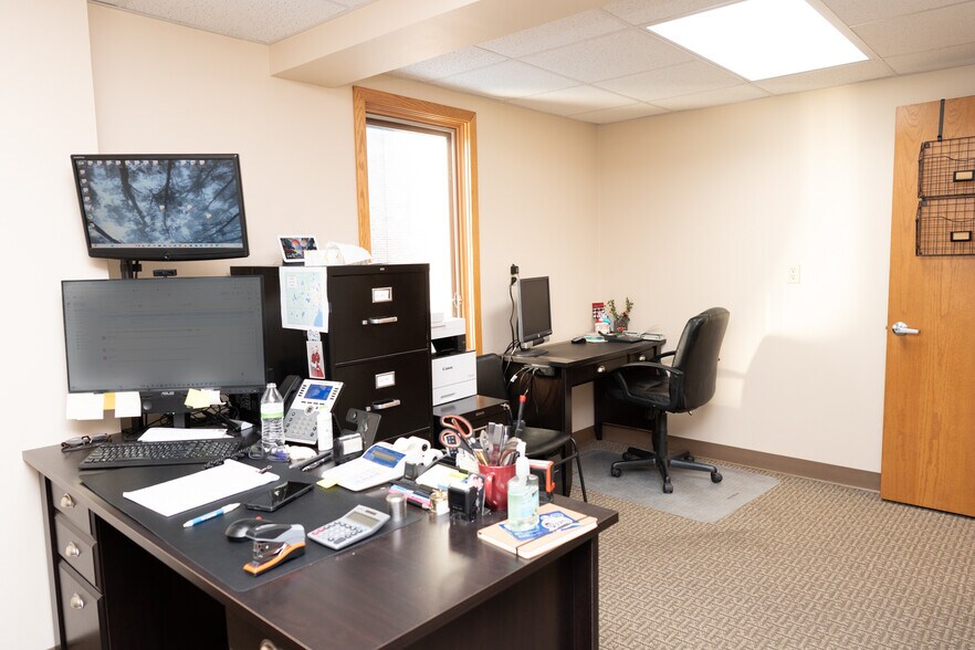 More Photos Of 1548 W Maumee St, Adrian Office For Sale