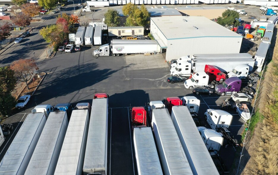 More Photos Of 7563 Reese Rd, Sacramento Warehouse For Lease