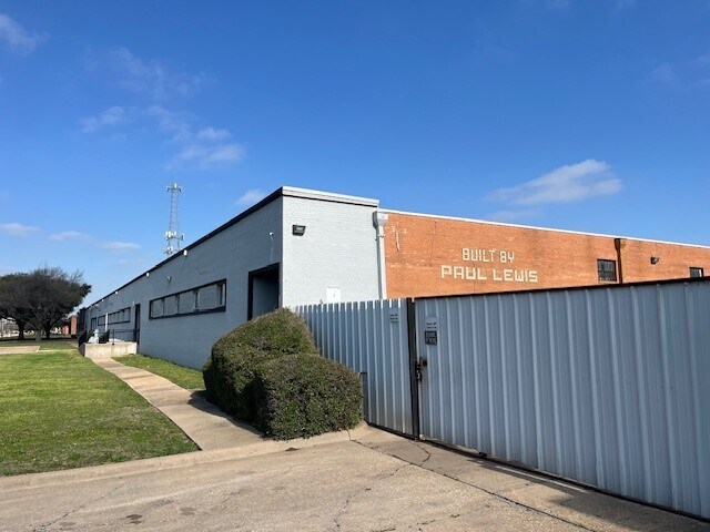 More Photos Of 8500-8600 Sovereign Row, Dallas Warehouse For Lease