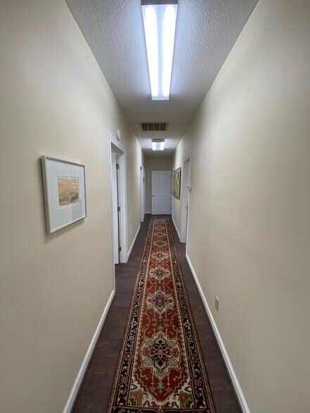 More Photos Of 806 Newtown Rd, Virginia Beach Office For Sale