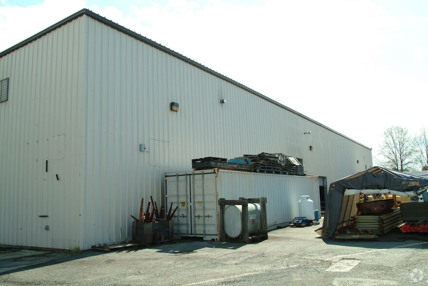 More Photos Of 11100 Air Park Rd, Ashland Warehouse For Sale