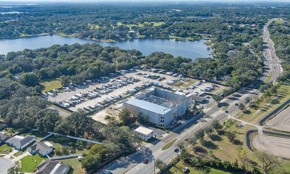 More Photos Of 8550 Old Winter Garden Rd, Orlando Self Storage For Sale