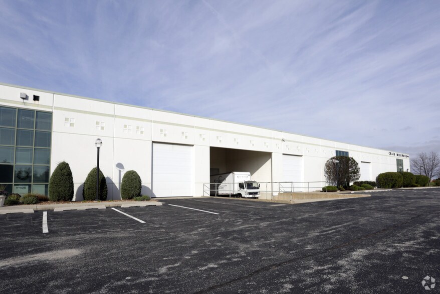 More Photos Of 10410-10426 163rd Pl, Orland Park Manufacturing For Sale
