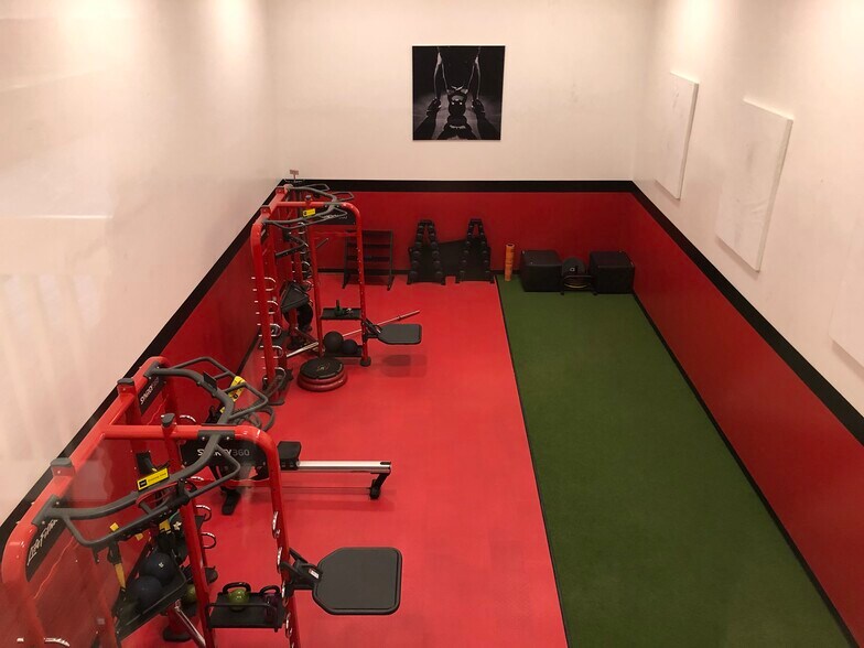 More Photos Of 8300 Wolf Rd, Willow Springs Health Club For Sale