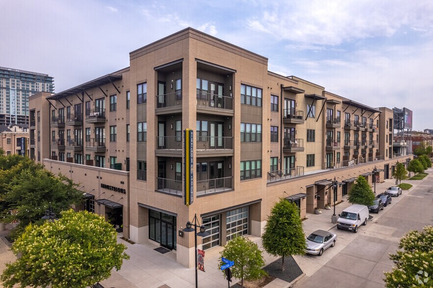 More Photos Of 910 S Pearl Expy, Dallas Coworking Space