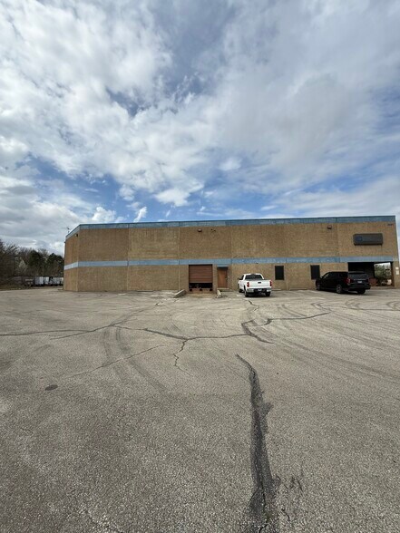 More Photos Of 4161 Getwell Rd, Memphis Warehouse For Sale