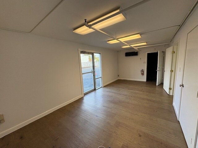 More Photos Of 20-24 Mark Dr, San Rafael Manufacturing For Lease