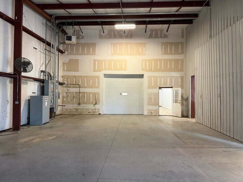 More Photos Of 1010 Brice St, Newark Warehouse For Sale