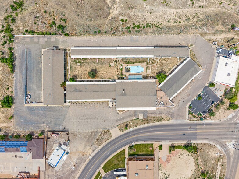 More Photos Of 2001 N Hudson Ave, Pueblo Hotel For Sale