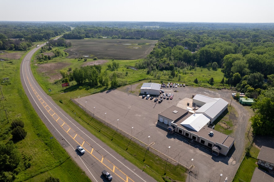 Primary Photo Of 6671 Lake Blvd, Wyoming Service For Sale