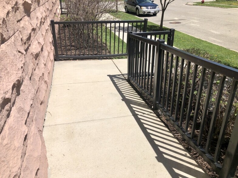 More Photos Of 5710 4th Ave, Kenosha Apartments For Lease