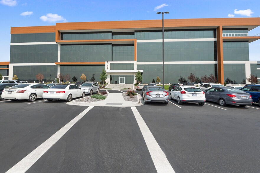 More Photos Of 2000 W Ashton Blvd, Lehi Office For Lease