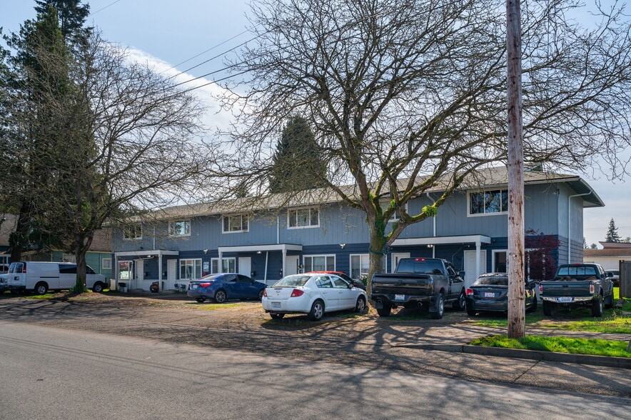 Primary Photo Of 364 Elizabeth St, Monroe Apartments For Sale