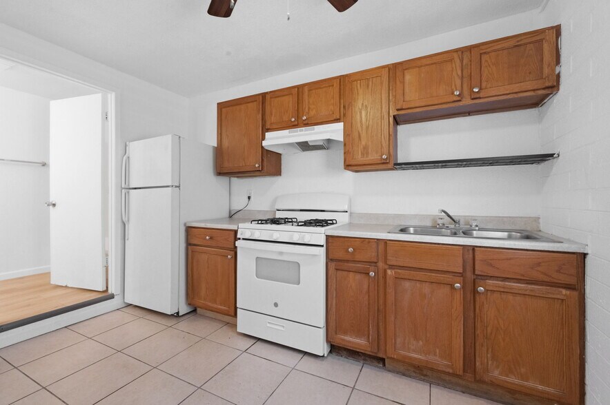 More Photos Of 1123 E Sierra Vista Dr, Phoenix Apartments For Sale