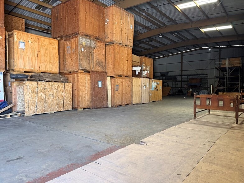 More Photos Of 1009 W Hill Ave, Valdosta Warehouse For Sale