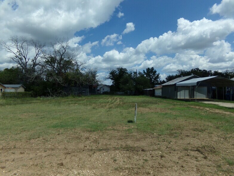 More Photos Of 0 Pecan St, Cibolo Land For Sale