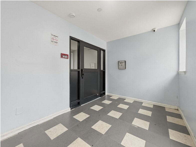 More Photos Of 856 E 213th St, Bronx Apartments For Sale