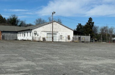 More Photos Of 4453 Broadway, Macon-Bibb Distribution For Sale