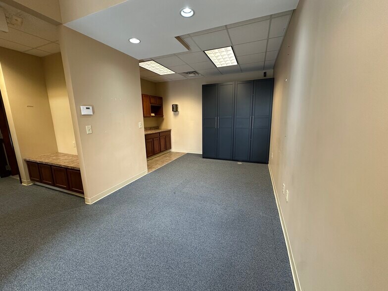 More Photos Of 7182 Liberty Centre Dr, West Chester Medical For Sale