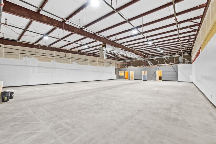 More Photos Of 3115 Fry Rd, Katy Unknown For Lease