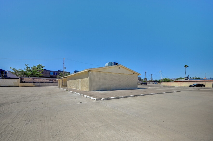 More Photos Of 100 Shiloah Dr, Las Vegas Religious Facility For Sale