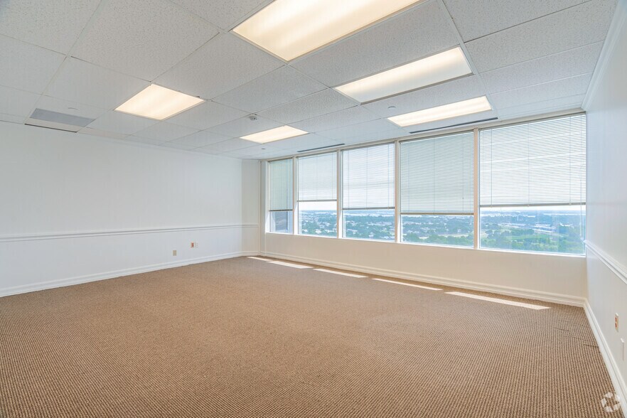 Photo of 20th Floor Ste 2050