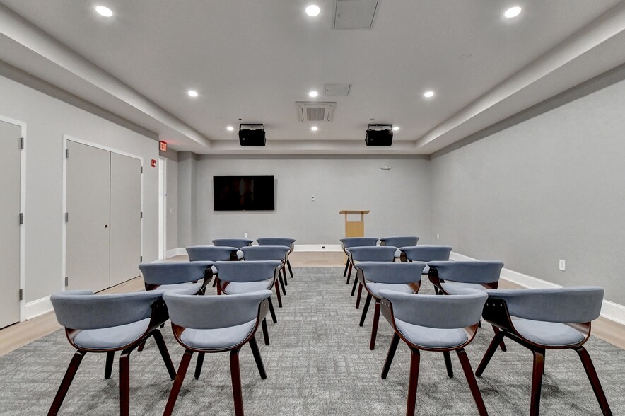 More Photos Of 1495 Satellite Blvd NW, Suwanee Assisted Living For Lease