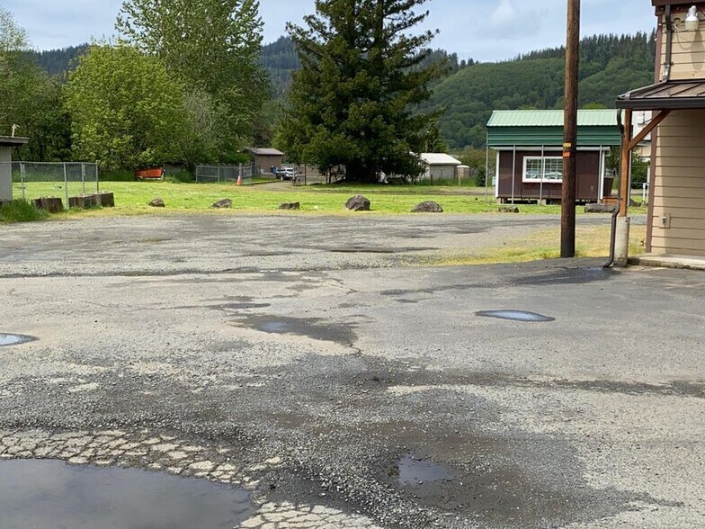 More Photos Of 31020 Highway 101, Hebo Storefront For Sale