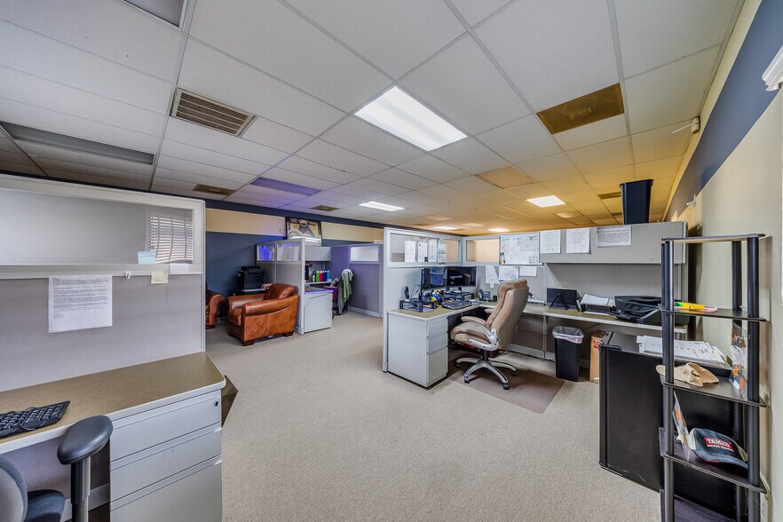 More Photos Of 27228 E Hardy Rd, Spring Warehouse For Sale