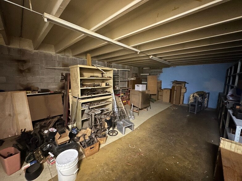 More Photos Of 519 Mill St, Danville General Retail For Sale