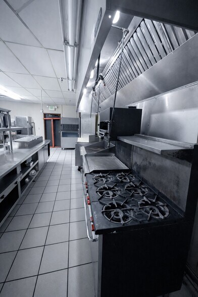 More Photos Of 1510 Bengal Dr, El Paso Storefront Retail Office For Lease