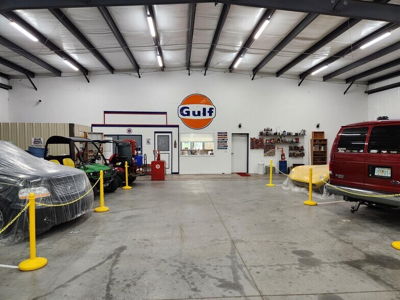 More Photos Of 2771 SR-44, Deland Self Storage For Sale