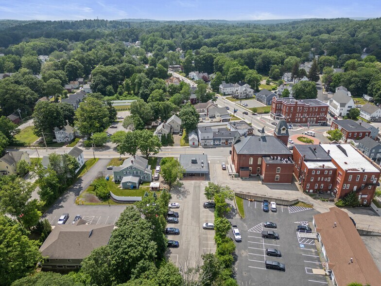 More Photos Of 12 School St, Merrimac Bank For Lease