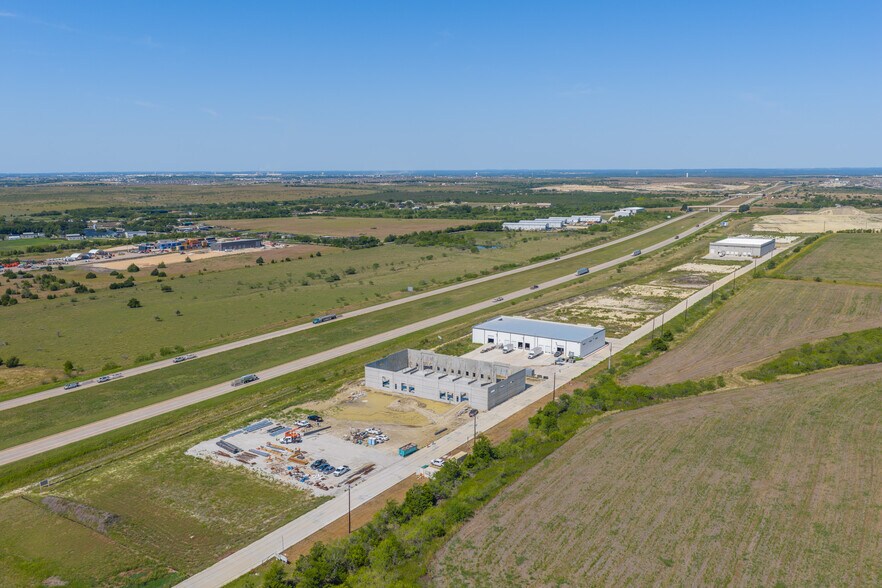 More Photos Of 12522 FM 1625, Creedmoor Warehouse For Sale