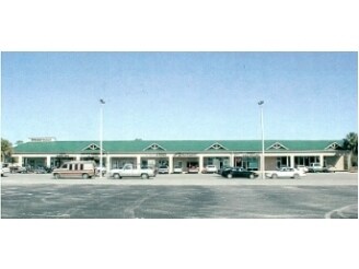 More Photos Of 9415 SE Maricamp Rd, Ocala Storefront Retail Office For Sale