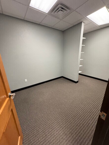 More Photos Of 525 N Peters Ave, Fond Du Lac Unknown For Lease