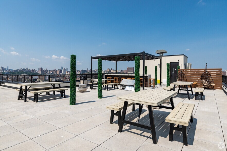 More Photos Of 56-62 W 125th St, New York Apartments For Lease