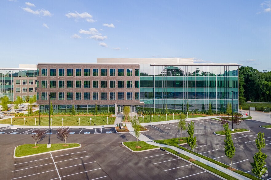 More Photos Of 5511 Virginia Way, Brentwood Office For Lease