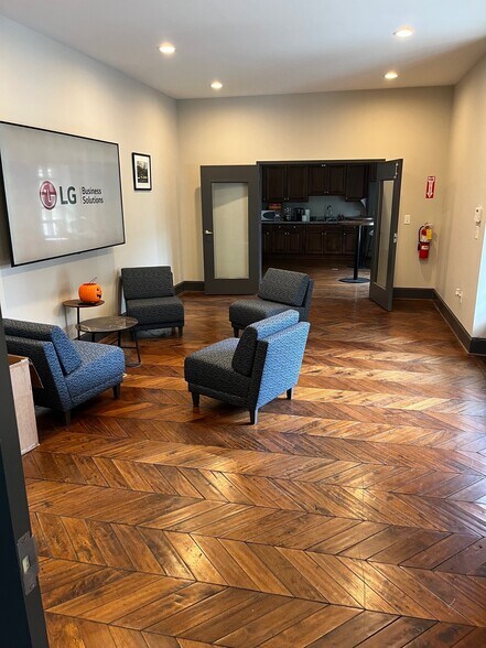 More Photos Of 4401 Bretton Ct NW, Acworth Distribution For Lease