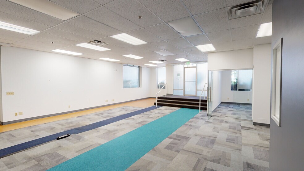 More Photos Of 422 1st Ave W, Seattle Multifamily For Sale