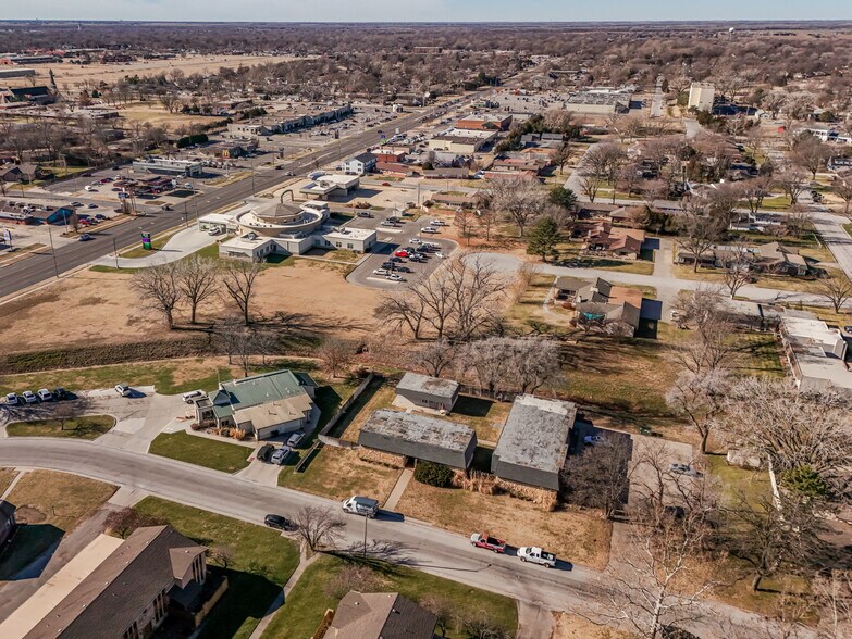 More Photos Of 3007 Sierra Pky, Hutchinson Apartments For Sale