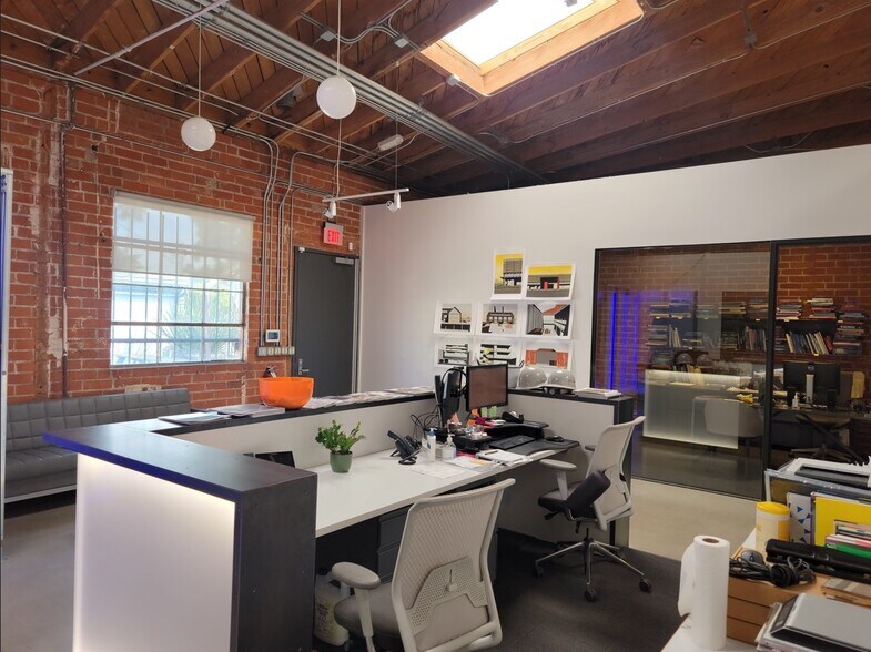 More Photos Of 3830 Willat Ave, Culver City Loft Creative Space For Lease