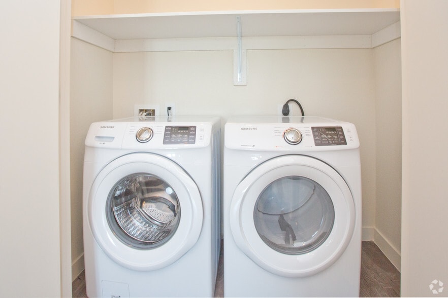 More Photos Of 1505 N Central Ave, Phoenix Apartments For Lease