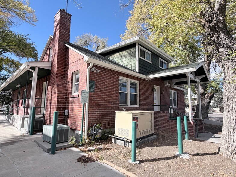 More Photos Of 404 S Pratt Ave, Carson City Office For Sale